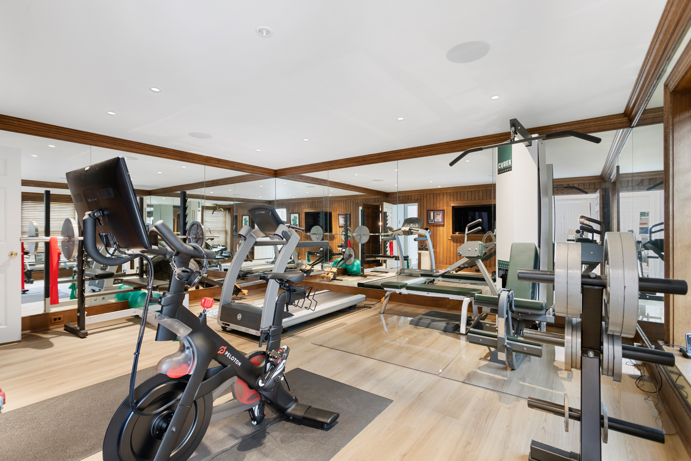 19 Hawkwood Lane Greenwich, CT 06830 - Photo 29 of 33