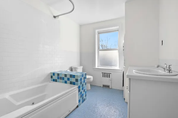 $17,500 | 188 Warren Street, Unit TRIPLEX | Cobble Hill