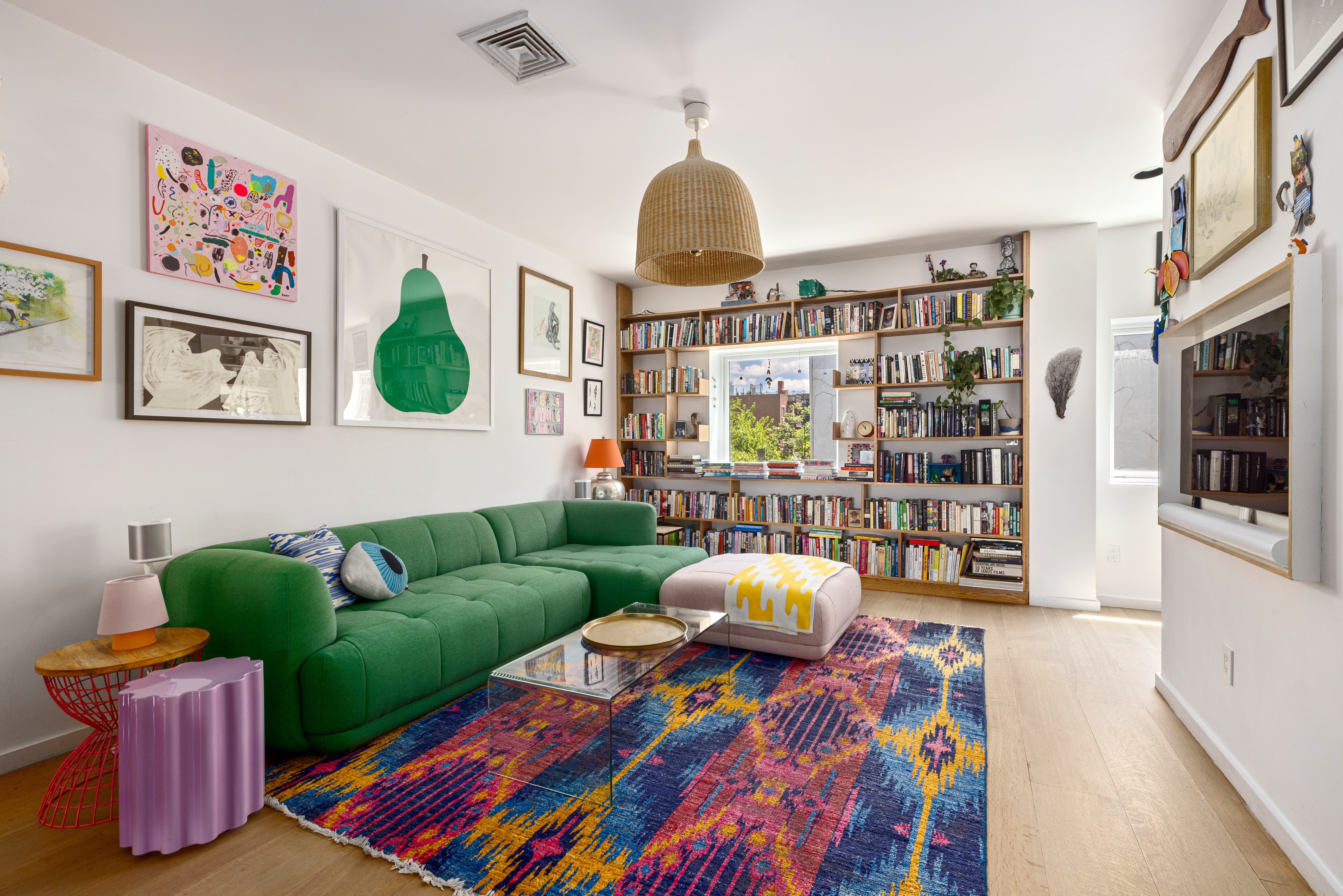 113 A Columbia Street Brooklyn, NY 11201 - Photo 3 of 21 a living room with furniture and a book shelf