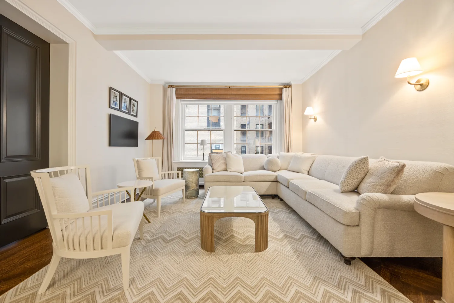 $1,100,000 | 23 East 74th Street, Unit 7E | Lenox Hill