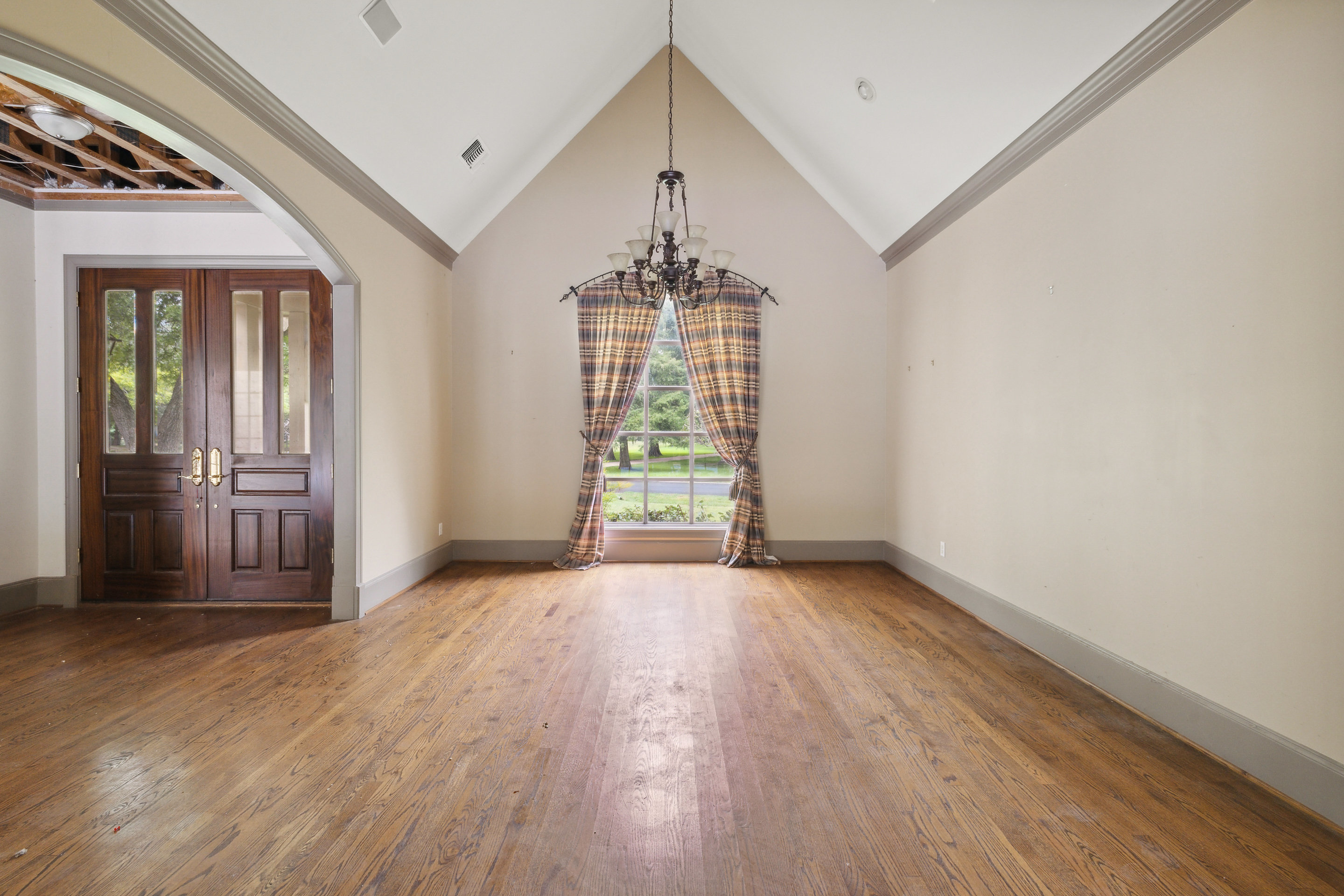 1505 Rockcliff Road Austin, TX 78746 - Photo 6 of 40