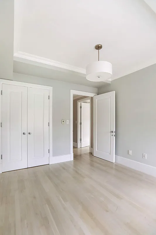 167 East 82nd Street, Unit 9B Manhattan, NY 10028 - Photo 10 of 15 a view of an empty room