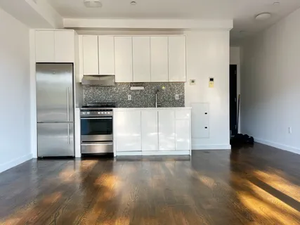 $450,000 | 309 Cooper Street, Unit 2A | Bushwick