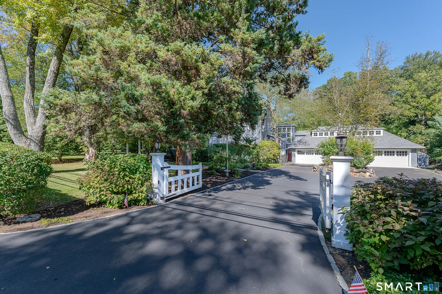 231 Roxbury Road Stamford, CT 06902 - Photo 1 of 39