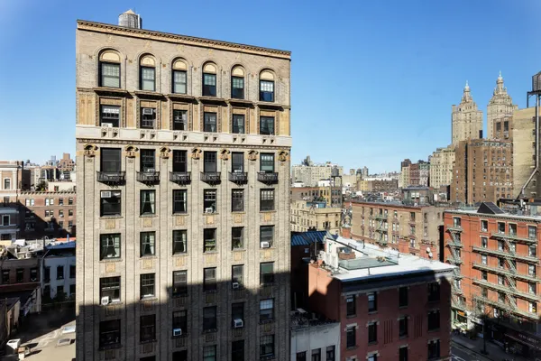 $650,000 | 116 West 72nd Street, Unit 11B | Upper West Side