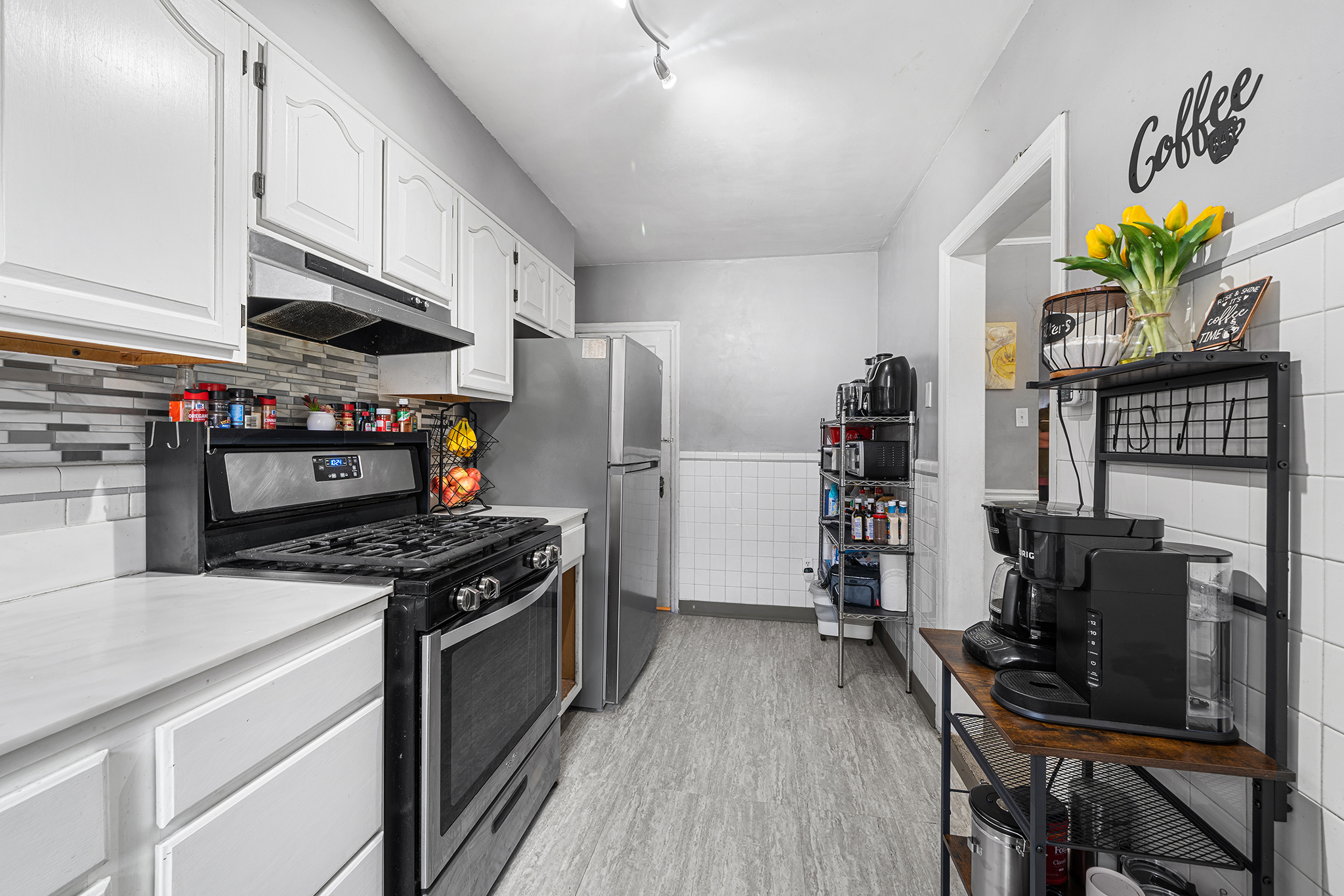 223 St Laurence Road Upper Darby, PA 19082 - Photo 11 of 28