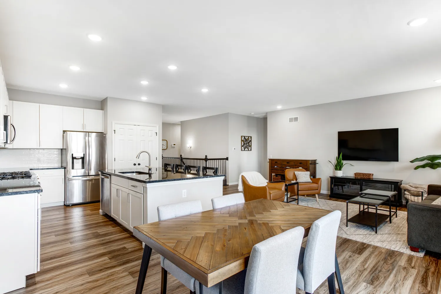 $440,000 | 213 Dell Vw Drive, Arnold, MO 63010