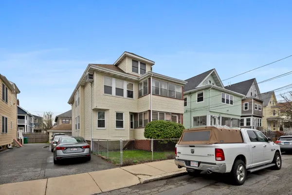 $659,900 | 41 Golden Avenue, Unit 41, Medford, MA 02155