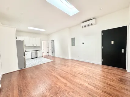 $5,995 | 383 Myrtle Avenue, Unit 3 | Fort Greene