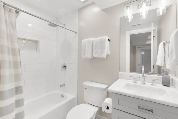$749,000 | 4324 14th Street Northwest, Unit 1, Washington, DC 20011