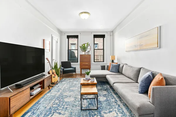 $4,000 | 1605 York Avenue, Unit 4B | Upper East Side