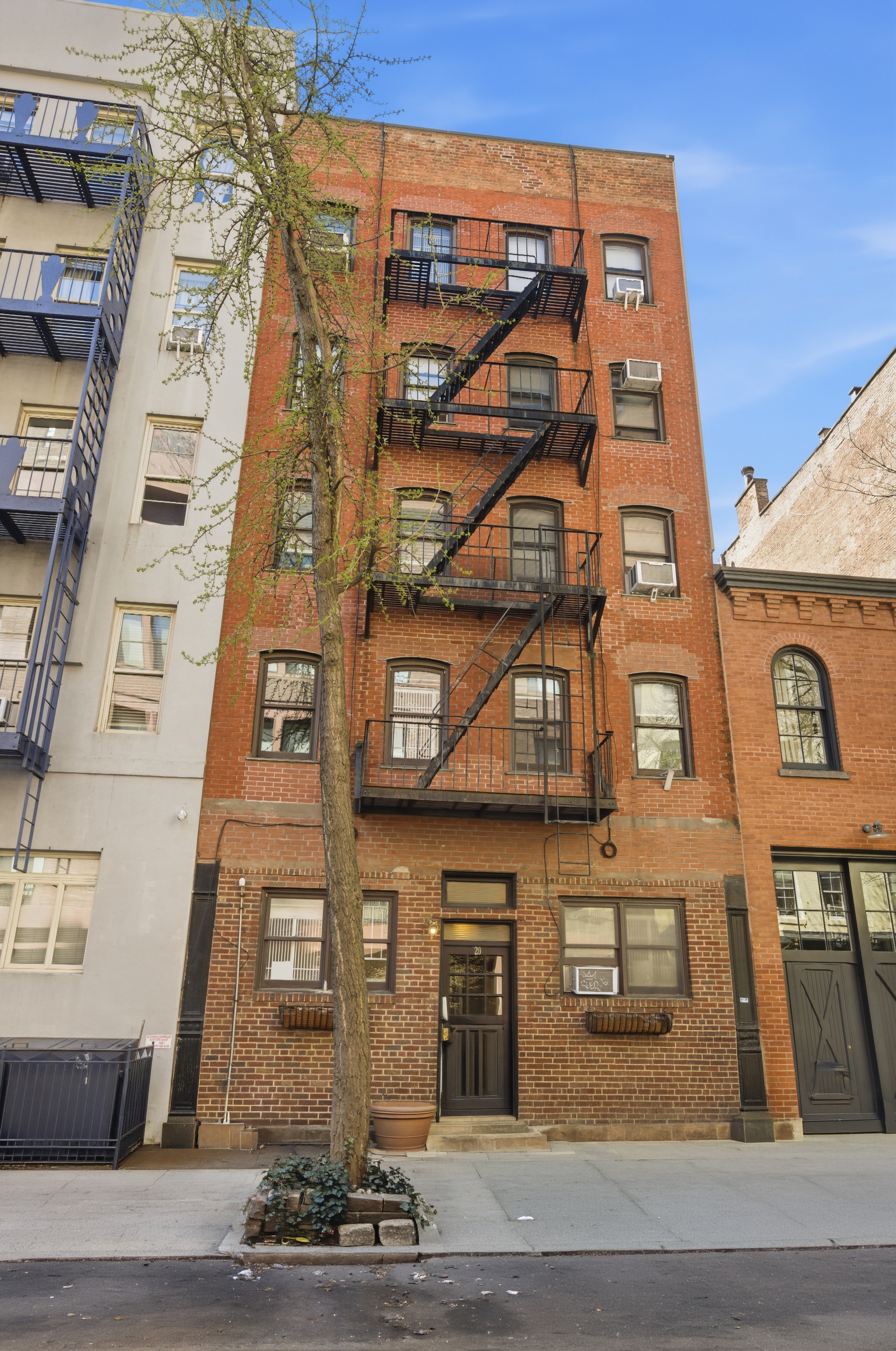 20 Jane Street, Unit A Manhattan, NY 10014 - Photo 8 of 9