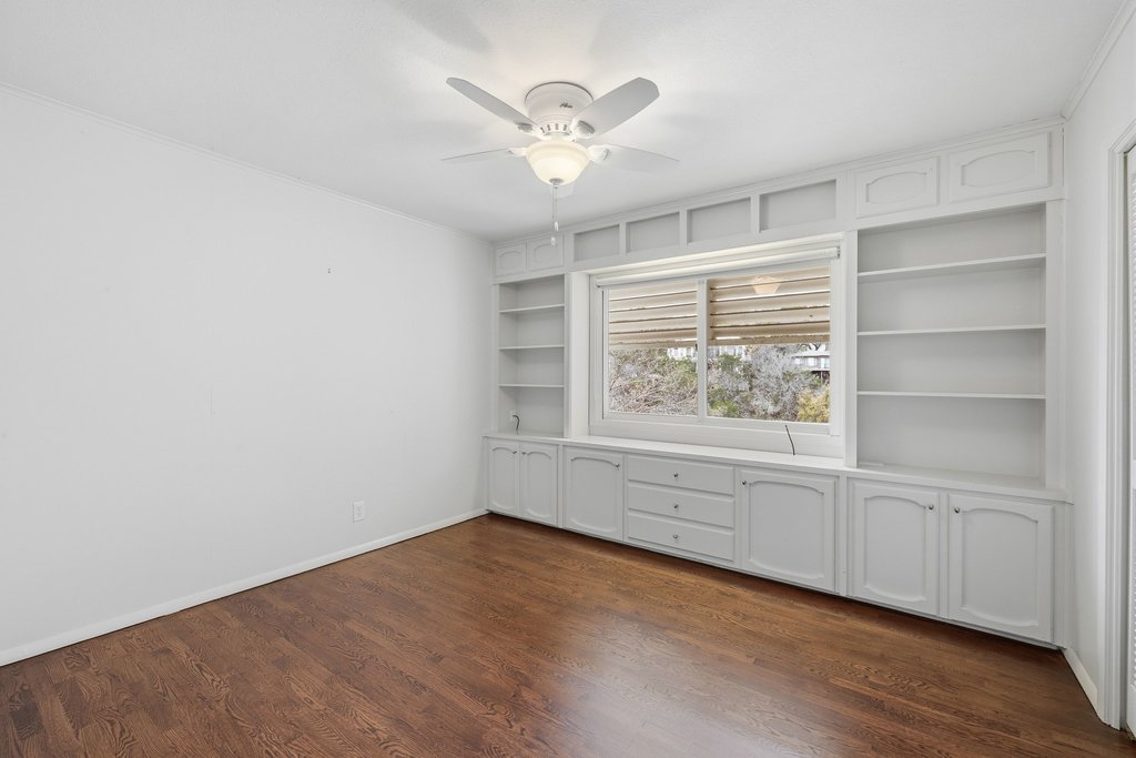 718 Bermuda Street Lakeway, TX 78734 - Photo 34 of 40