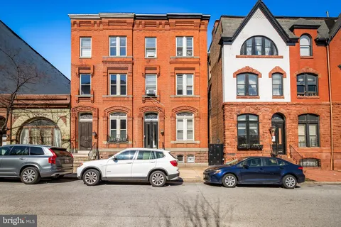 Contact Agent | 210 Laurens Street, Baltimore, MD 21217