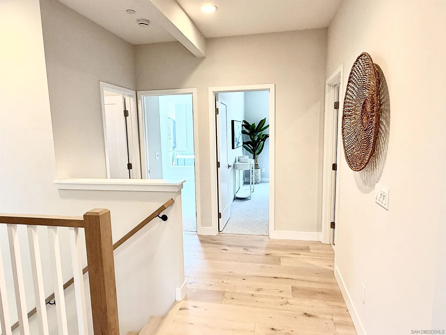 567 North Vulcan Avenue Encinitas, CA 92024 - Photo 28 of 49