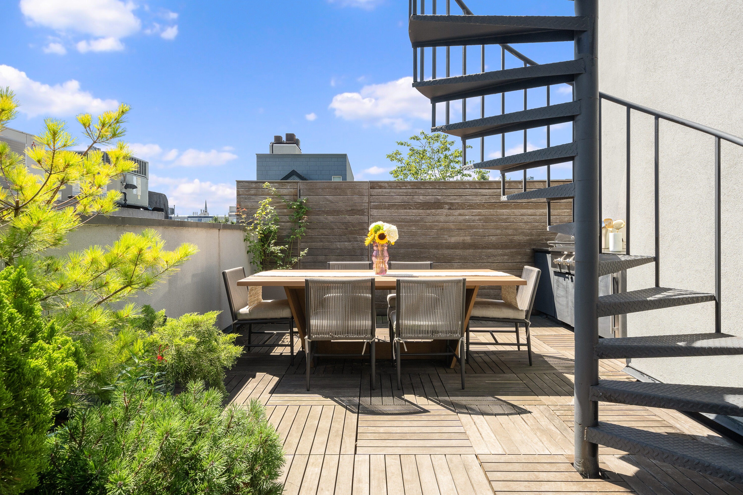 83 Eagle Street, Unit PH Brooklyn, NY 11222 - Photo 12 of 19 Gallery Image 12
