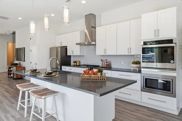$1,400,000 | 4705 Louis Avenue, Unit A & B, Austin, TX 78721