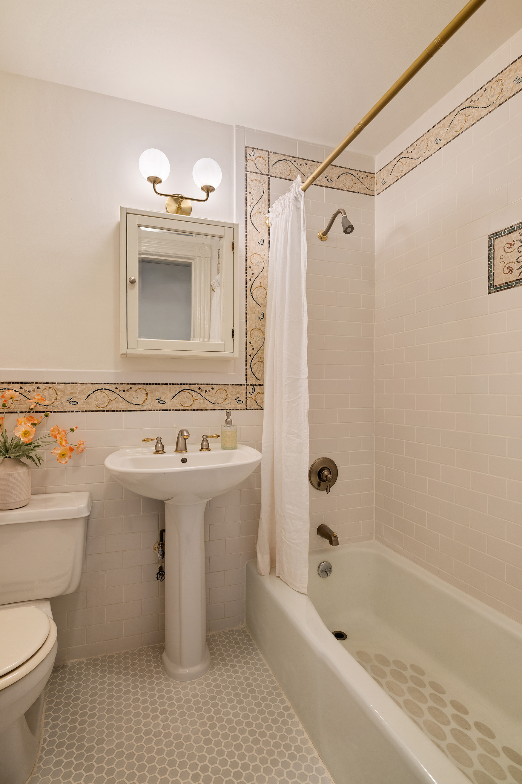 409 3rd Street, Unit 3 Brooklyn, NY 11215 - Photo 11 of 13 Gallery Image 11