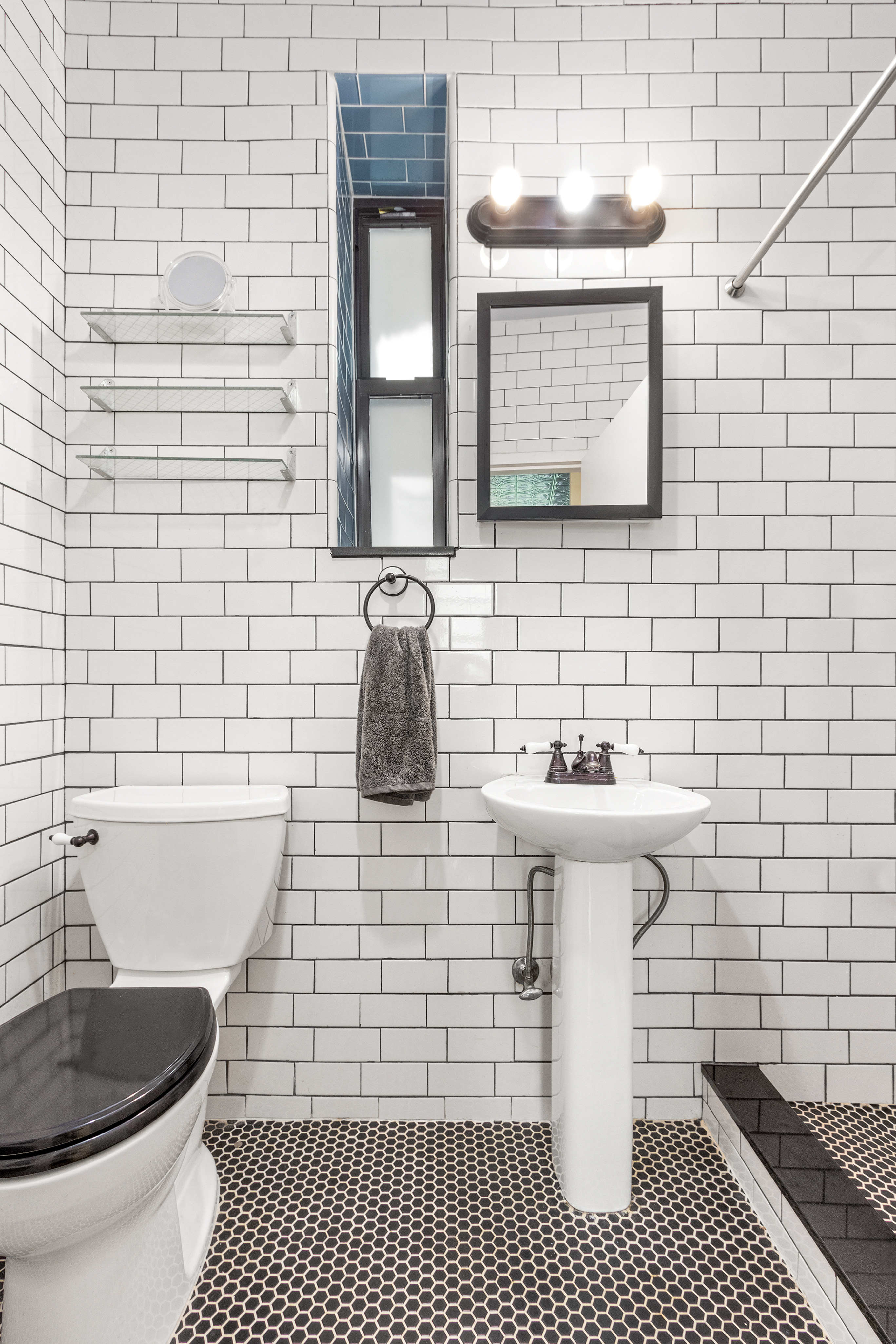 166 West 122nd Street, Unit 3W Manhattan, NY 10027 - Photo 9 of 10