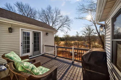 $880,000 | 5911 Bond Court, Alexandria, VA 22315