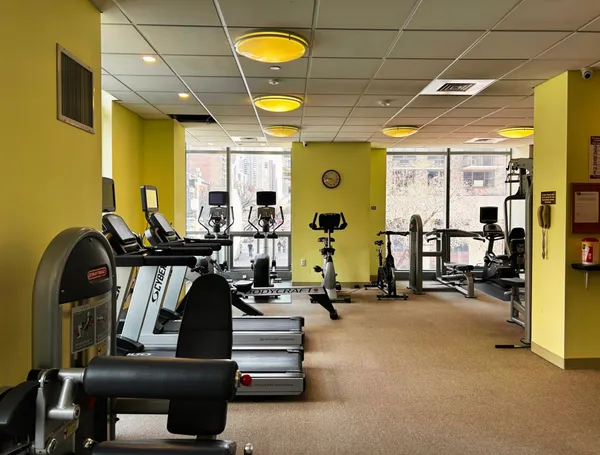 $1,795,000 | 300 East 79th Street, Unit 4C | Upper East Side