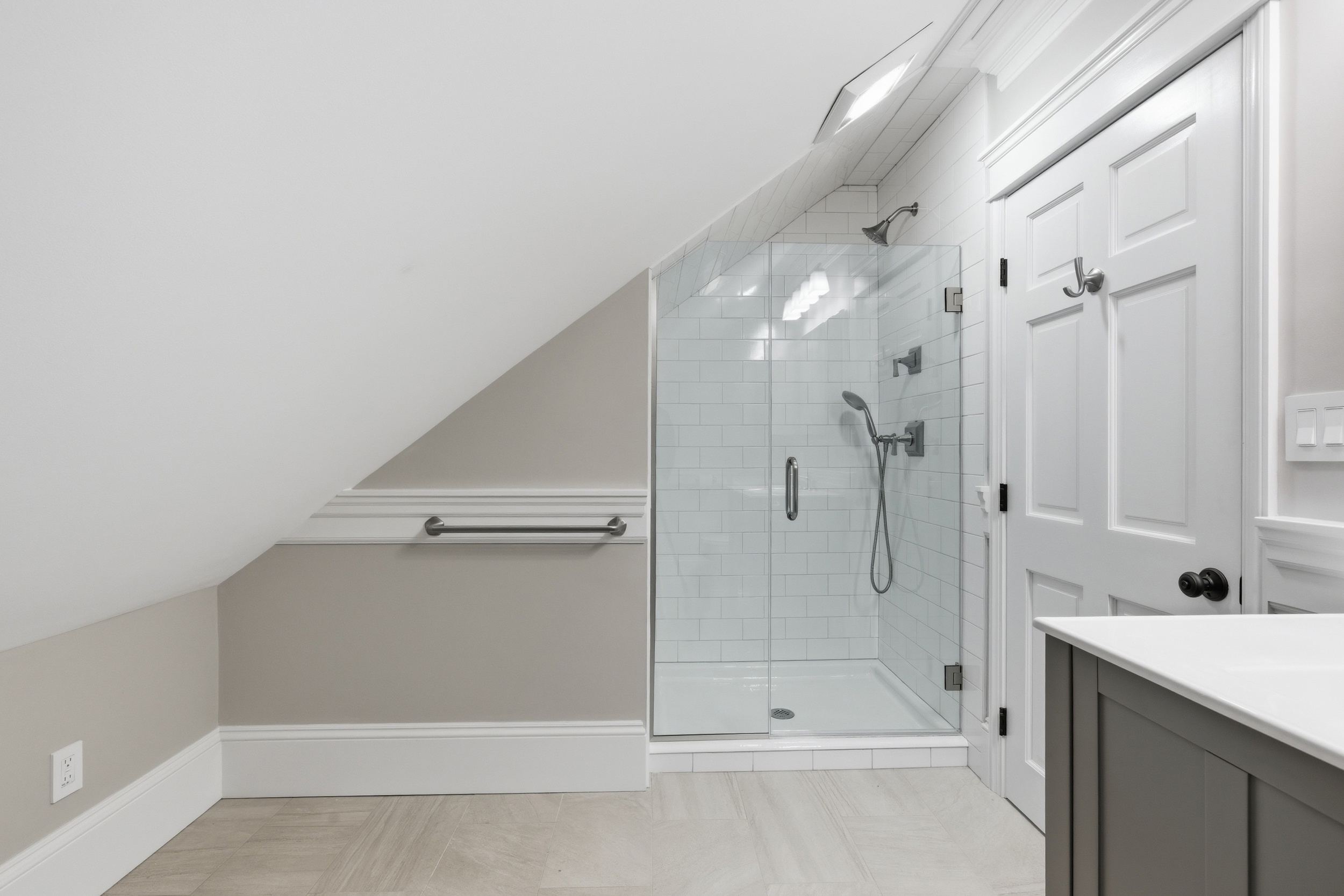 48-50 Amsden Street, Unit 2 Arlington, MA 02474 - Photo 24 of 34 a bathroom with a shower