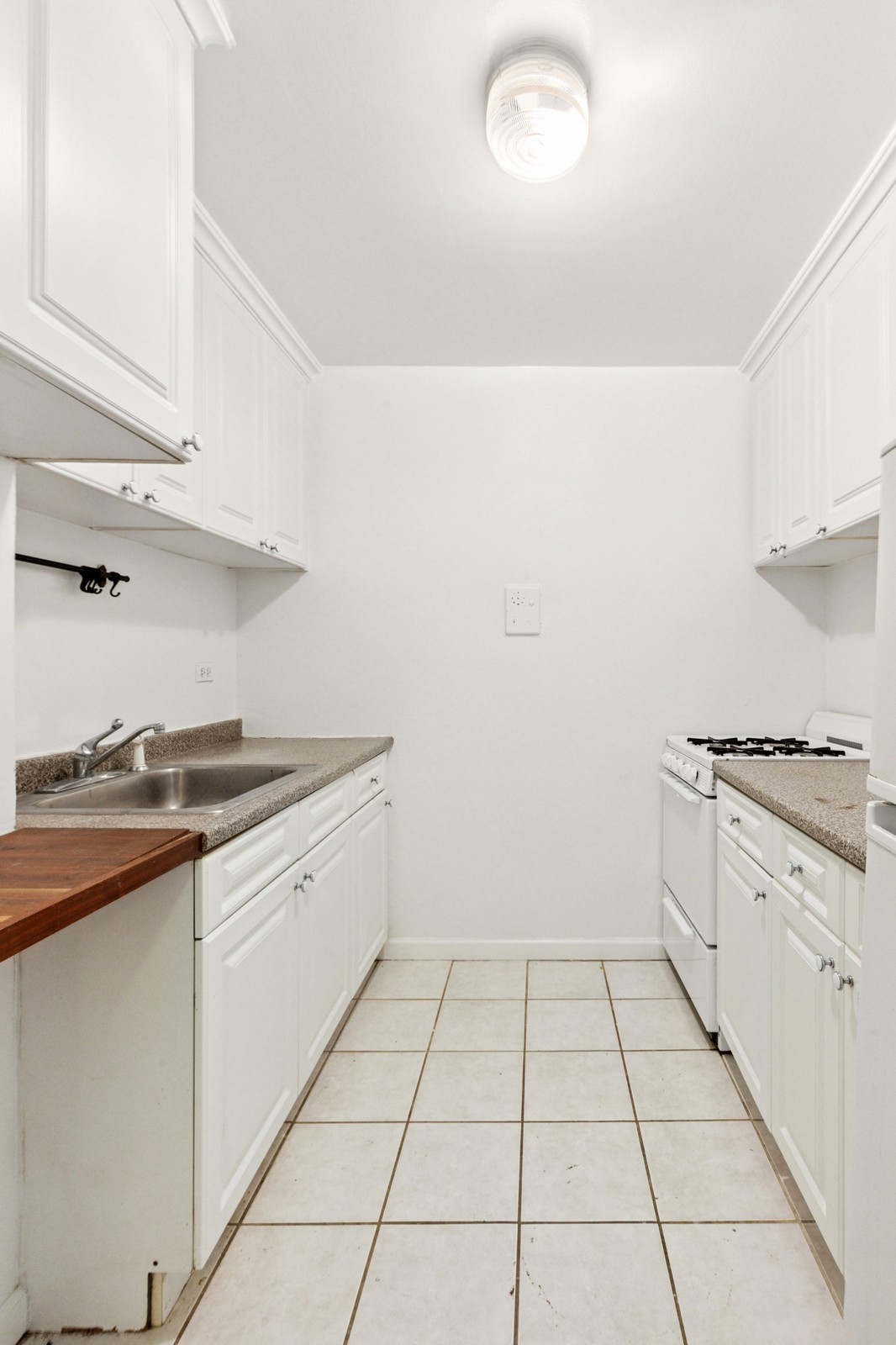 333 East 79th Street, Unit 9Y Manhattan, NY 10075 - Photo 8 of 12