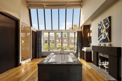 $16,995,000 | 42 Barrow Street | West Village