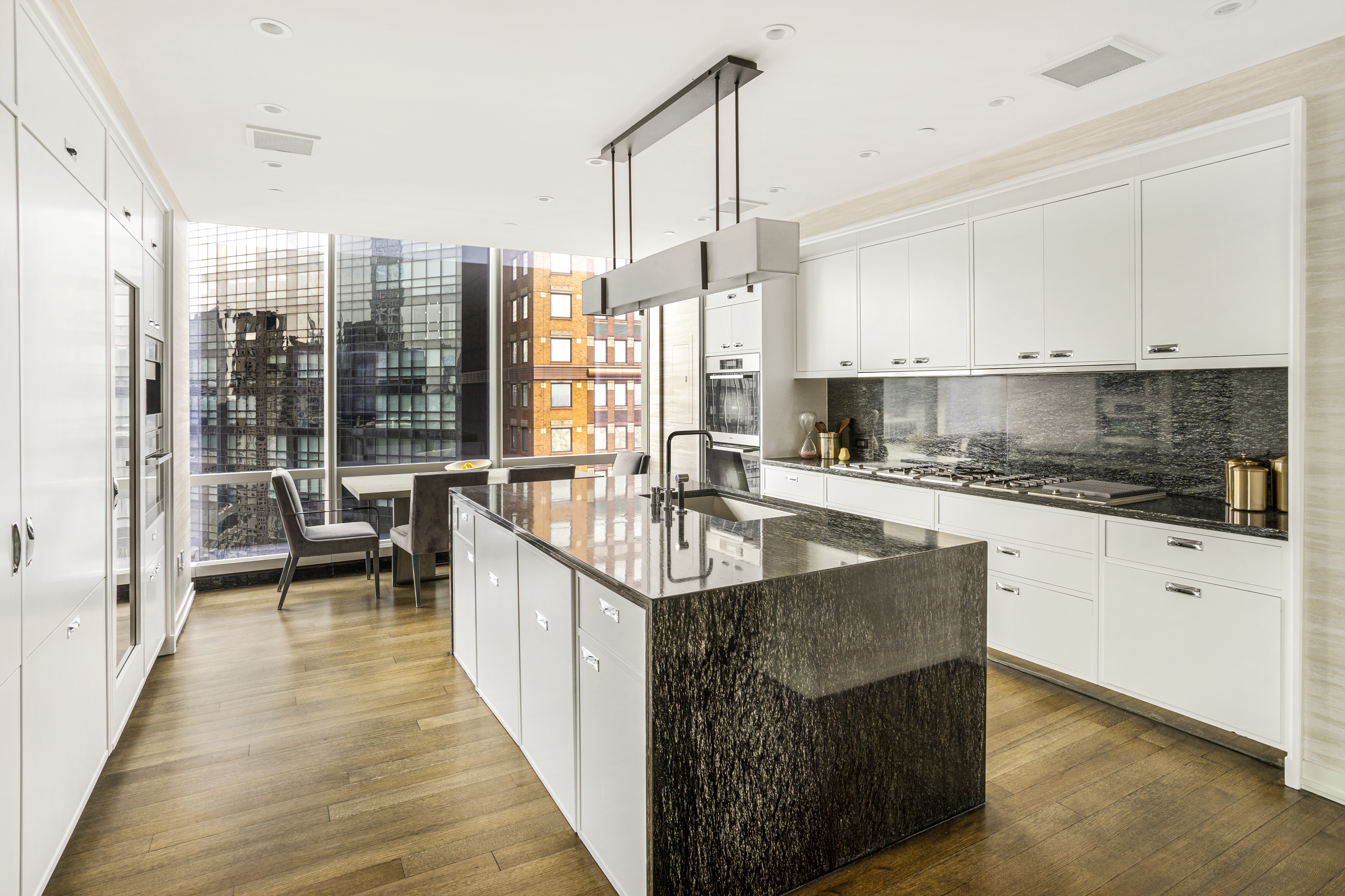 157 West 57th Street, Unit 47C Manhattan, NY 10019 - Photo 7 of 17