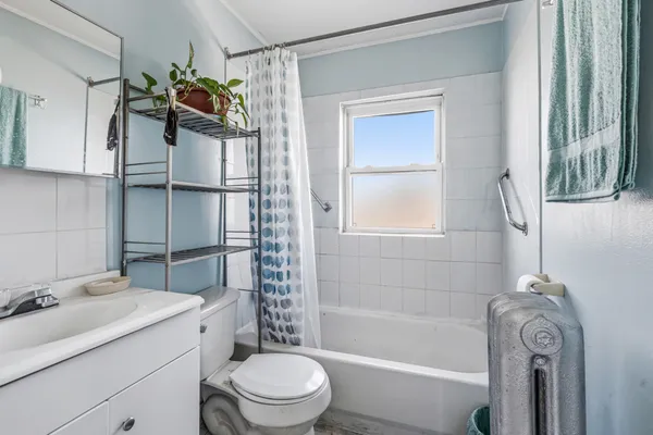 $950,000 | 186-01 Nashville Boulevard | St. Albans