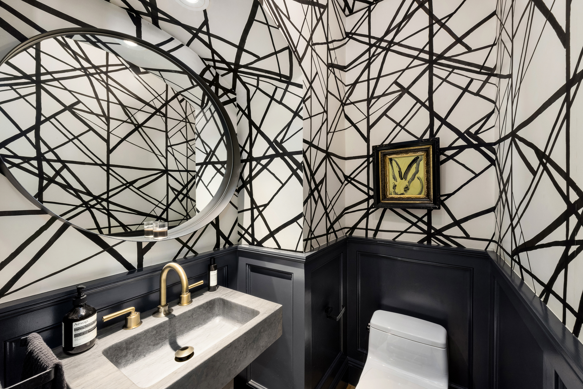 220 Madison Avenue, Unit 14/15O Manhattan, NY 10016 - Photo 16 of 18 a view of a workspace