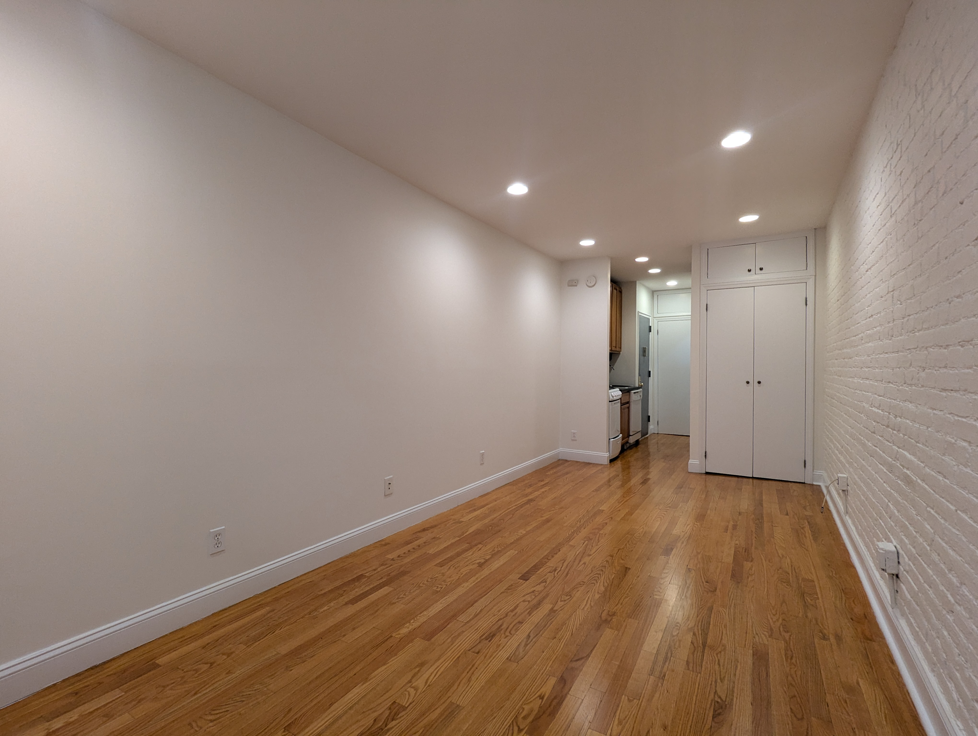 344 West 17th Street, Unit D Manhattan, NY 10011 - Photo 4 of 6