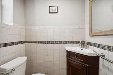 $1,695,000 | 116-118 Wyoming Avenue, Maplewood, NJ 07040