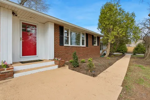 $575,000 | 314 Midfield Drive, Ambler, PA 19002