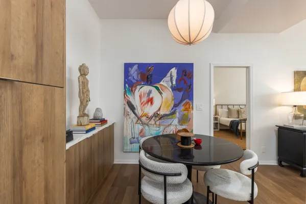 $1,149,000 | 511 San Vicente Boulevard, Unit 106, Santa Monica, CA 90402