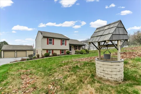 Contact Agent | 597 Lancaster Pike, New Providence, PA 17560