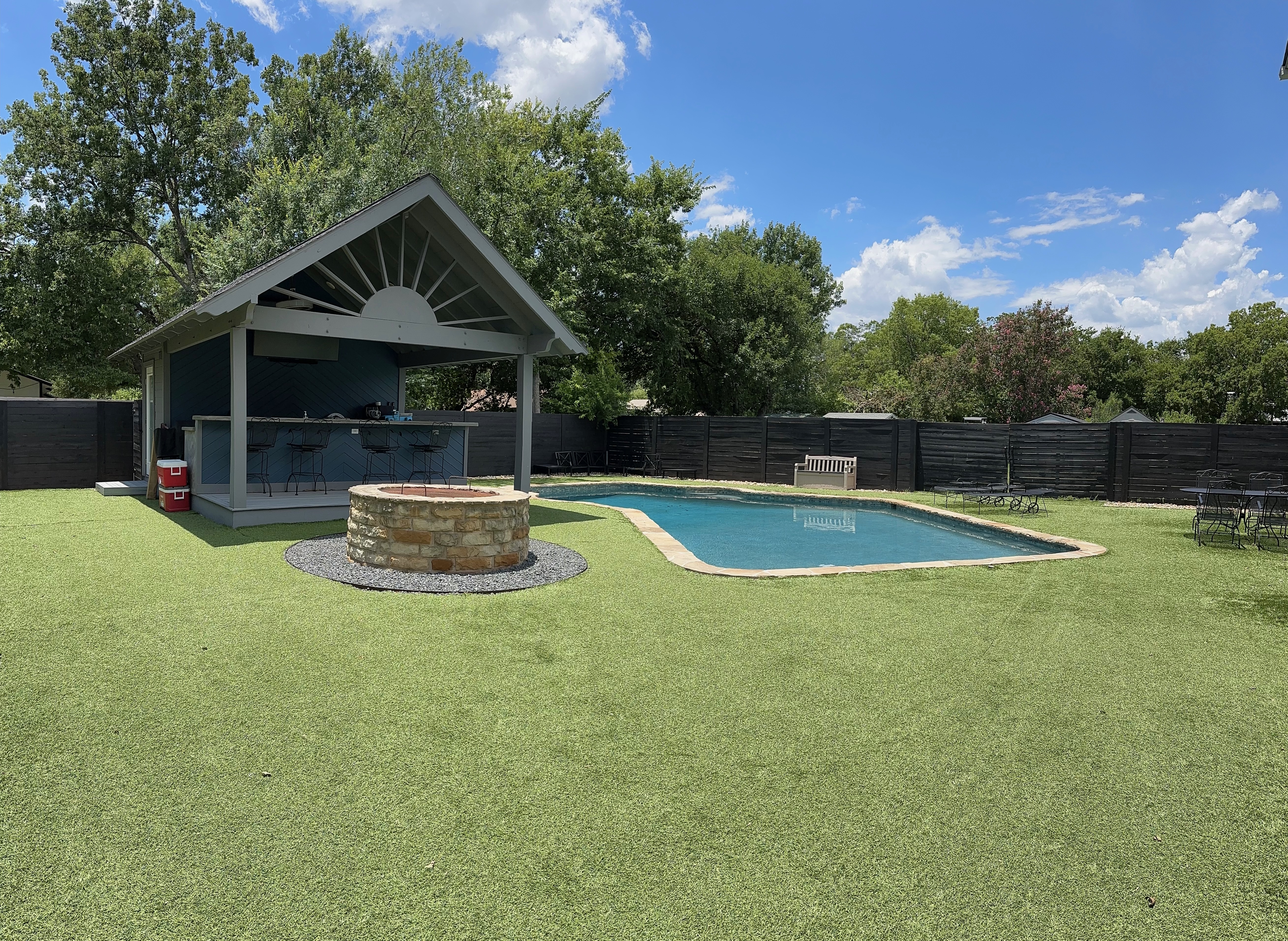 6107 Club Terrace Austin, TX 78741 - Photo 1 of 12
