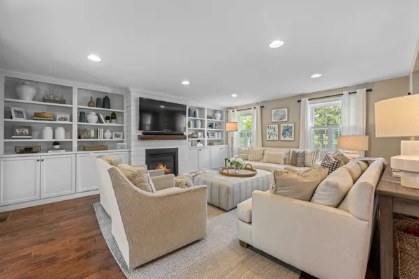 $1,275,000 | 251 Rosedale Avenue, Wayne, PA 19087