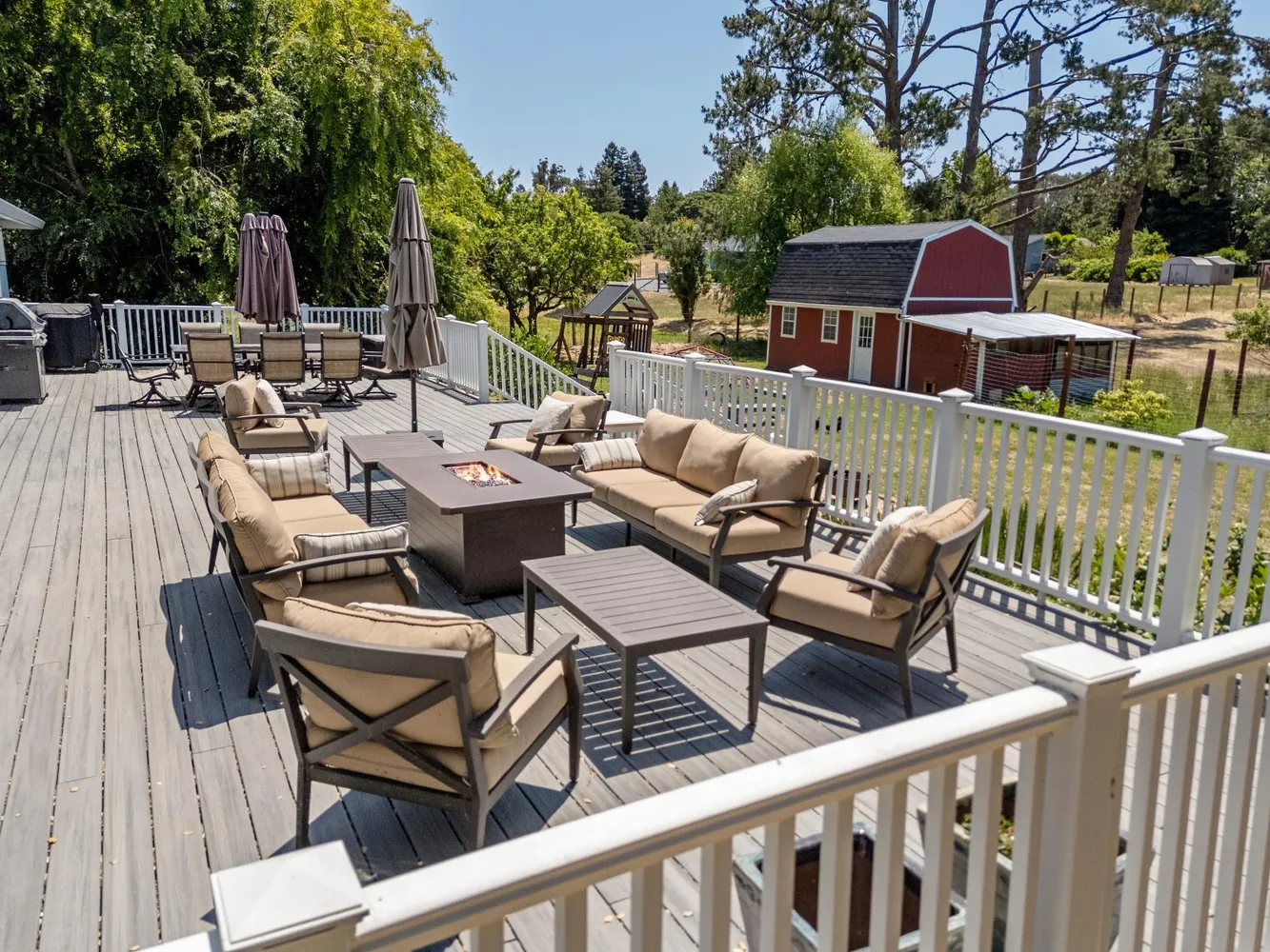 $1,400,000 | 498 Lohrman Lane, Petaluma, CA 94952