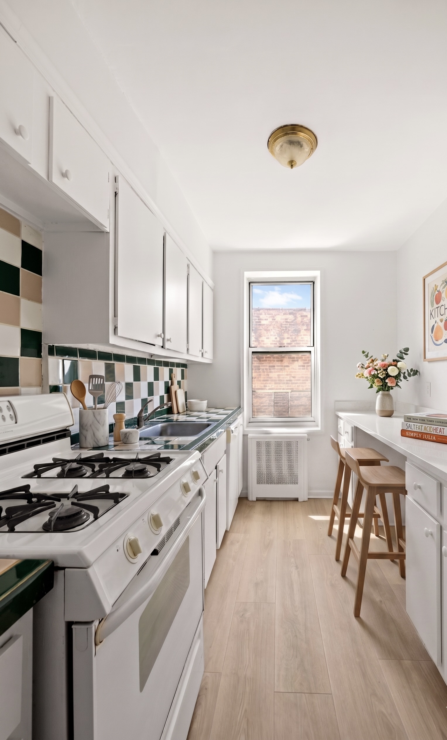 310 Beverley Road, Unit 4F Brooklyn, NY 11218 - Photo 5 of 8