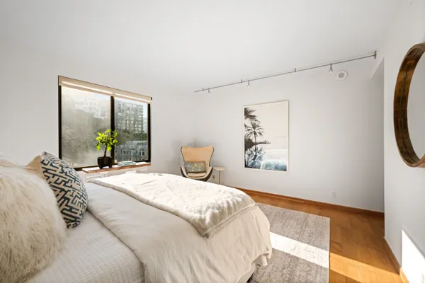 $1,898,000 | 101 Lombard Street, Unit 901W, San Francisco, CA 94111