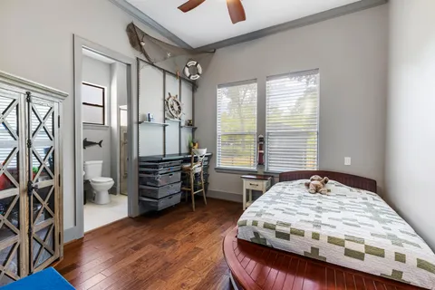 $975,000 | 16015 Fawn Vista, Houston, TX 77068