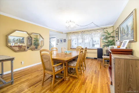 $700,000 | 158 Roosevelt Avenue, Freeport, NY 11520