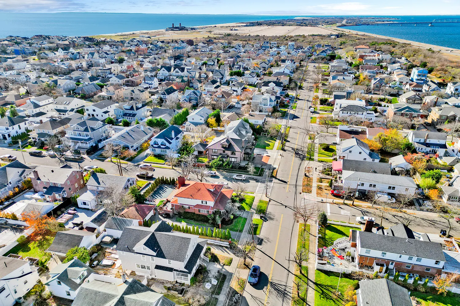 $2,000,000 | 142-15 Newport Avenue | Neponsit