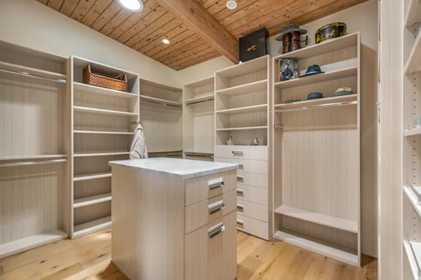 $3,825,000 | 2325 Cloy Avenue, Venice, CA 90291