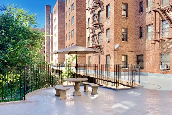 $3,450 | 159-34 Riverside Drive West, Unit 4J | Washington Heights