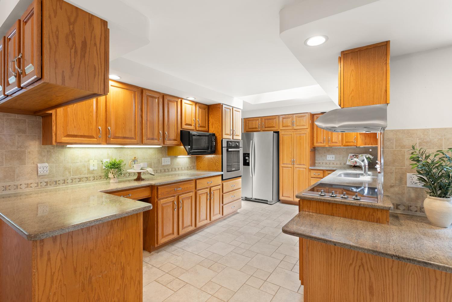 226 Peter Spring Road Concord, MA 01742 - Photo 5 of 20 Gallery Image 5