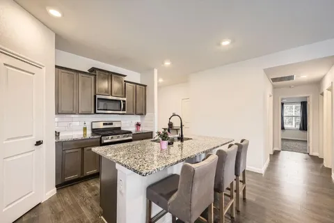 $299,900 | 706 Spur Ridge, Princeton, TX 75407