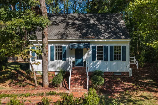 $985,000 | 3008 Woodgreen Drive, Raleigh, NC 27607