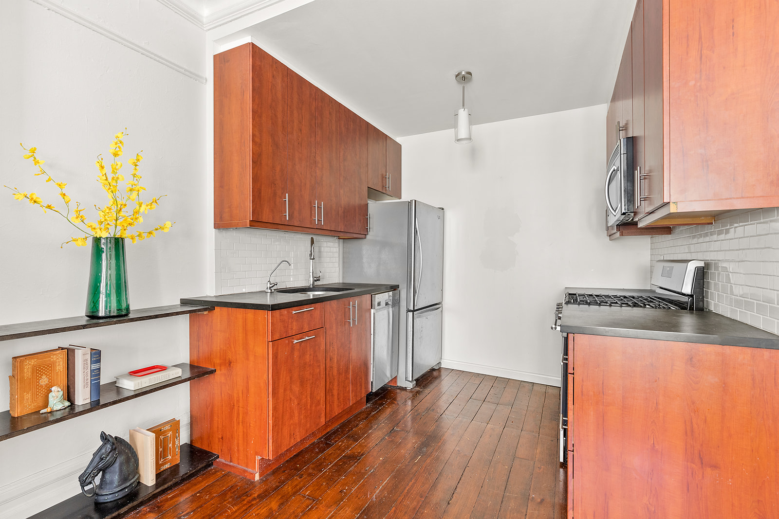 73 Downing Street Brooklyn, NY 11238 - Photo 9 of 16